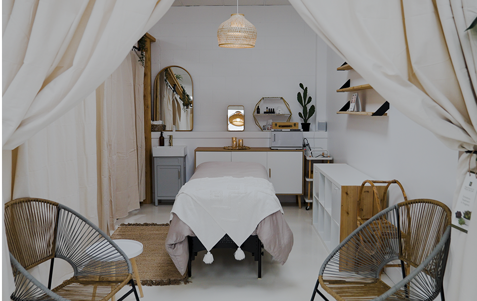 Van Isle Beauty interior